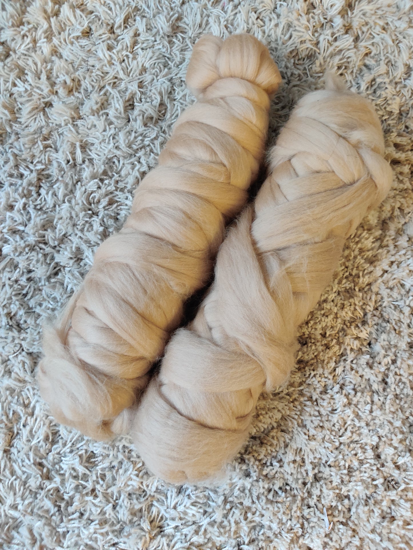 BEIGE merino wool yarn 800g