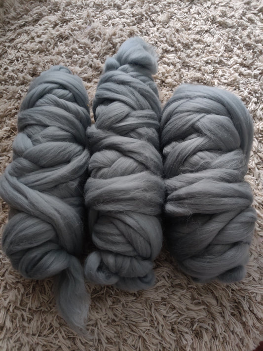 BEIGE merino wool yarn 800g