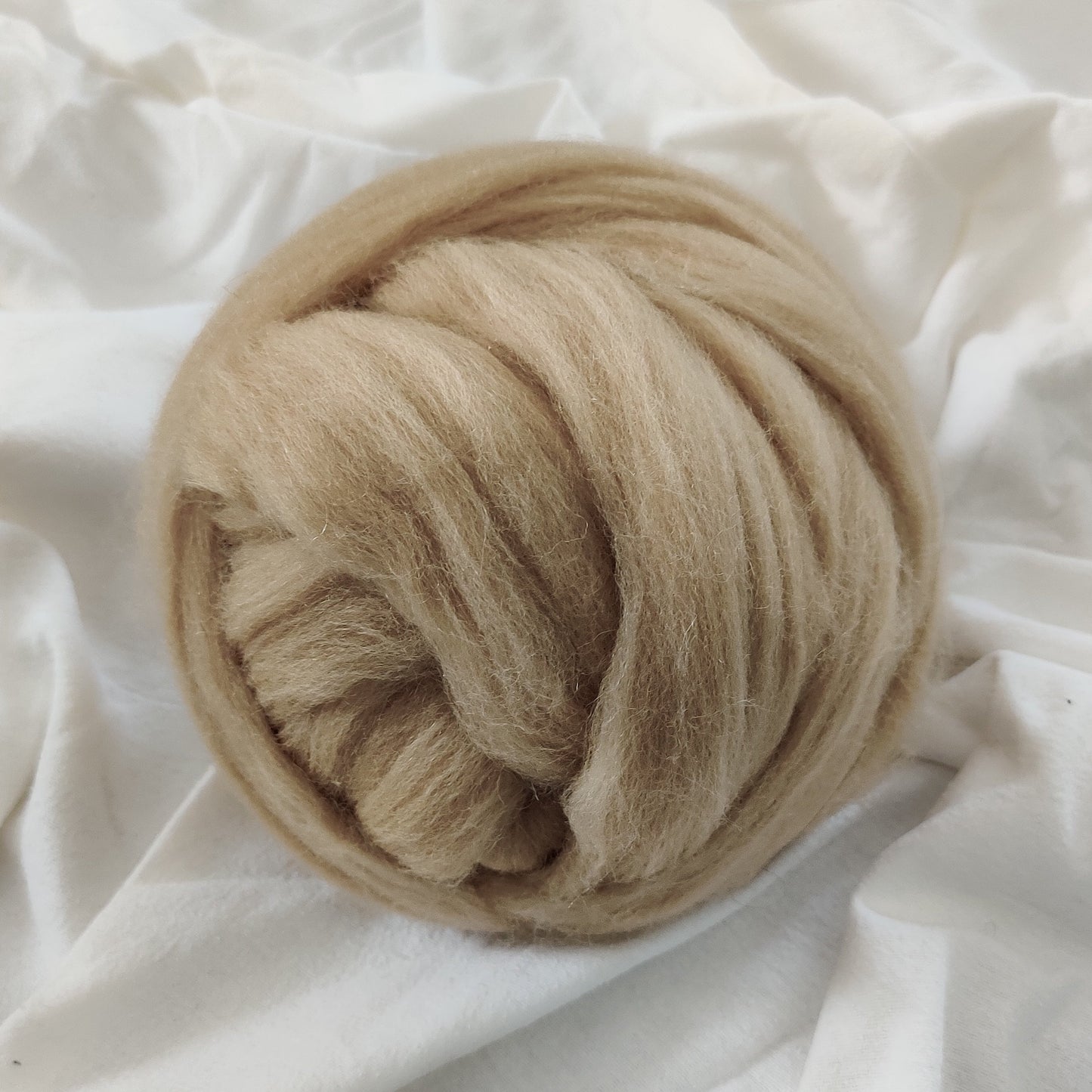 Beige chunky merino wool yarn